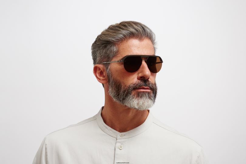 Frame: MH51 Safari Green/Graphite|Lens: Leica Brown Polarise MYKITA ML02 6H86662 Leica